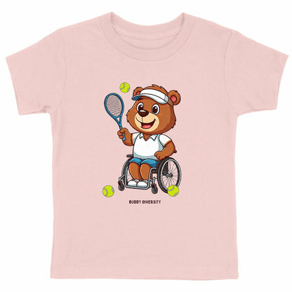 Bear playing tennis in a wheelchair | Organic Kids T-shirt